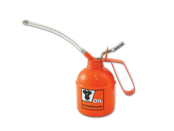 Metal oil squirt can features a flexible nozzle, 500 CC